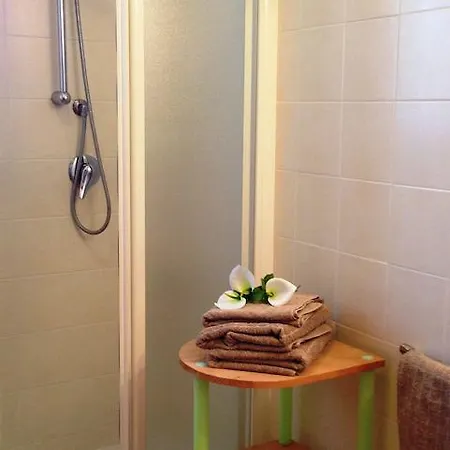Apartment Paradiso